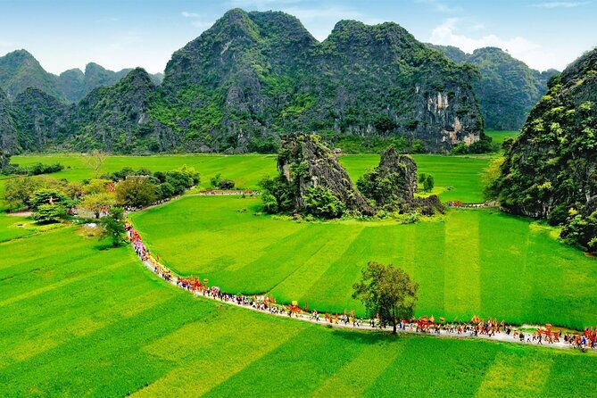 Hoa Lu - Tam Coc - Ninh Binh Day Tour: Biking, Visit Local Family - Who is This Tour Best For?