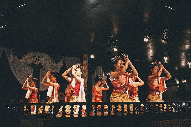 Khantoke Dinner Experience & Cultural Dance Show with Transfers - Who Should Consider This Tour?