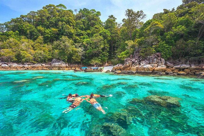 Koh Nang Yuan and Koh Tao 5 Point Snorkeling Tour - Stop 6: Aow Leuk Grand Hill