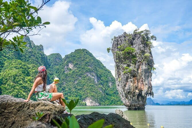 Maya Bay Phi Phi Island Snorkeling Day Tour with lunch - Phuket - Who Should Consider This Tour?