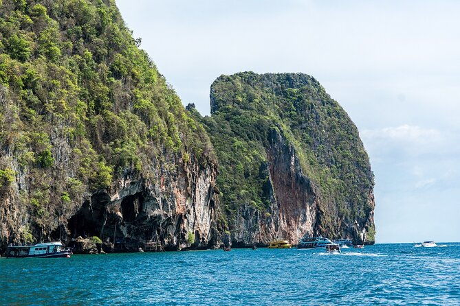 Phi Phi Khai Islands Excursion with Seaview & Lunch by speedboat - The Sum Up