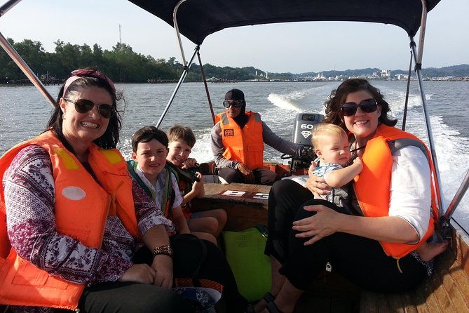 Private Bandar Highlight, Water Village & Proboscis Monkey Tour - FAQs