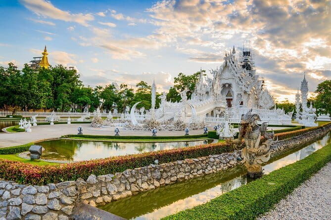 Private Day Tour Doi Suthep Temple and Handicraft Center - FAQs
