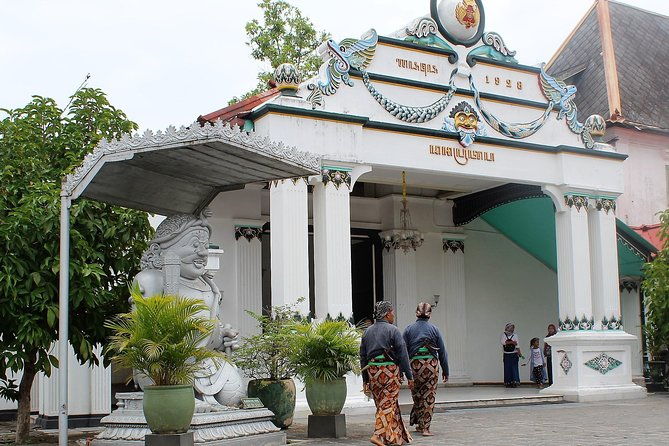 Private Jogja Day Trip from Yogyakarta with Hotel Pickup - FAQ