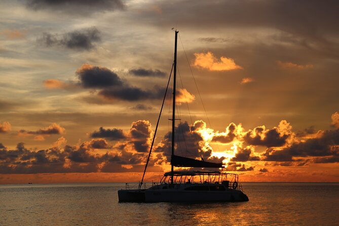 Private Luxury Sunset Cruise on Yacht in Nha Trang - The Sum Up