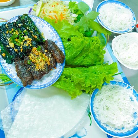 Private Street Food Evening Walking Tour in Ho Chi Minh City - Highlights from Reviewer Experiences