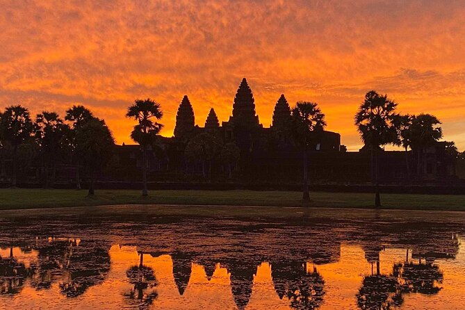 Private sunrise 'small tour' of Angkor Wat with car or van & Guide - What to Expect on the Day