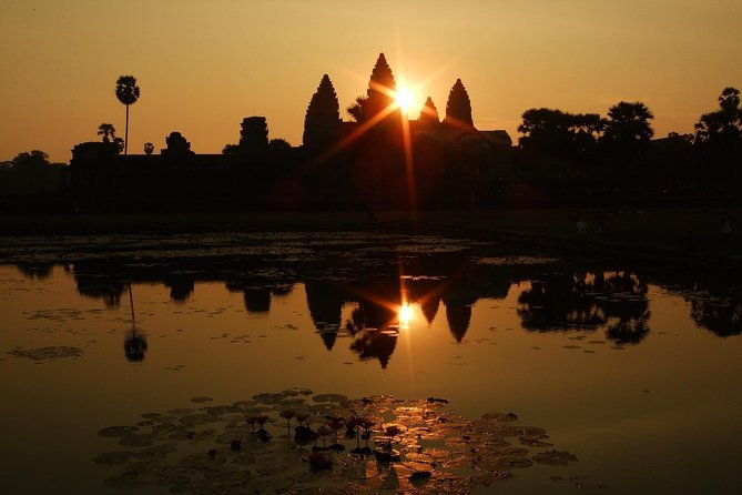 Private Temples Guided Tour (Angkor Wat, Ta Prom & Angkor Thom) - The Sum Up
