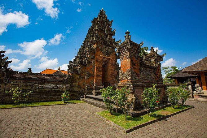 Private Tour to Sumampan Waterfall, Monkey forest, Rice terraces and Swing - FAQ