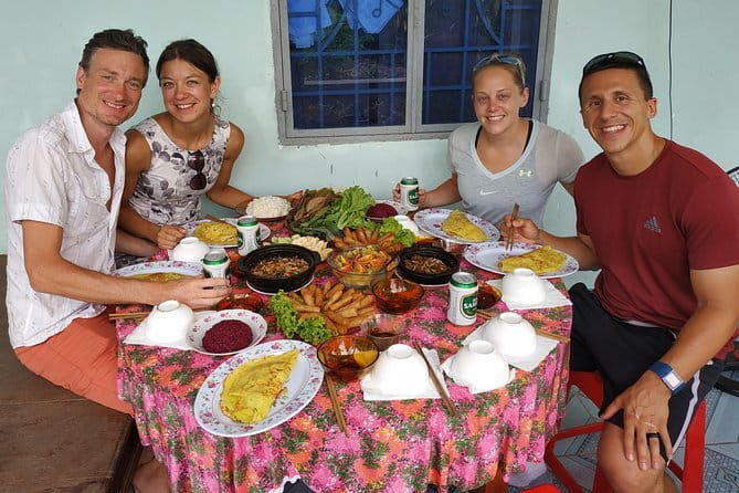 Sai Gon City Tour and Dinner On Cruise Half Day - The Sum Up