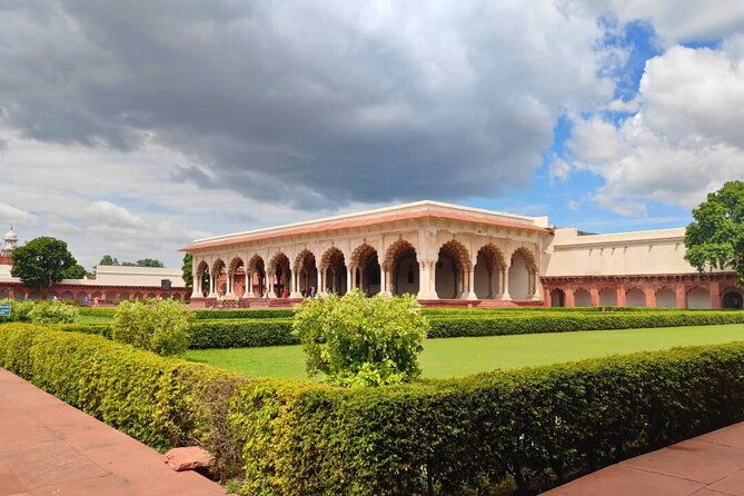 Skip The Line Taj Mahal & Agra Tour by AC Car From Agra - FAQ
