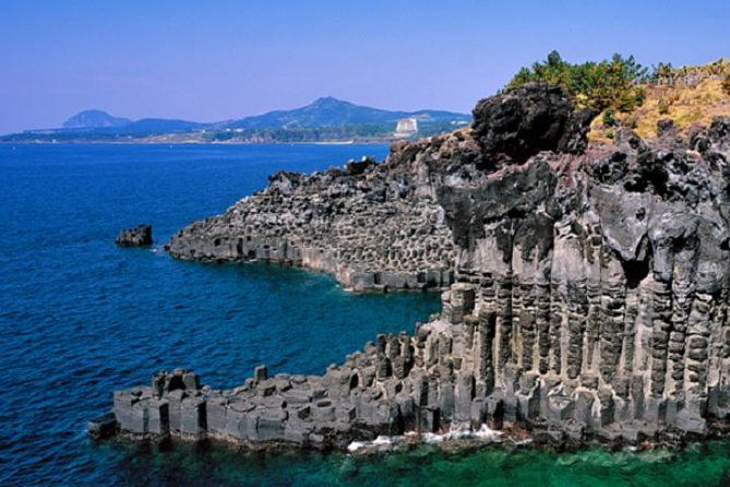Small Group 7D Korea package Tour with Seoul Gyeongju Busan Jeju - Day 6: Seoul’s Historic and Modern Flavors