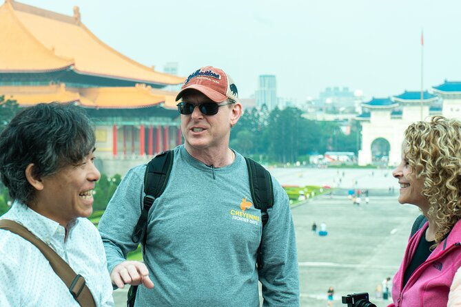 Taipei: Book A Local Host For 6 Hours - Navigating the Logistics