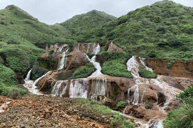 Yehliu, Jiufen & Shifen Taiwans North Coast Day / Night Tour - Who Should Consider This Tour?