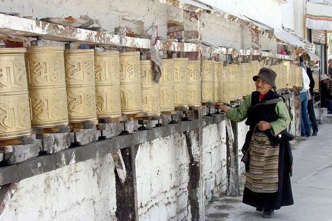 6-Day Private Tibet Tour: Lhasa, Gyangtse, and Shigatse - Why This Tour Offers Great Value