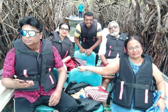 7 Days Private Guided Tour in Sri Lanka - Day 6: Marine Life and River Adventures