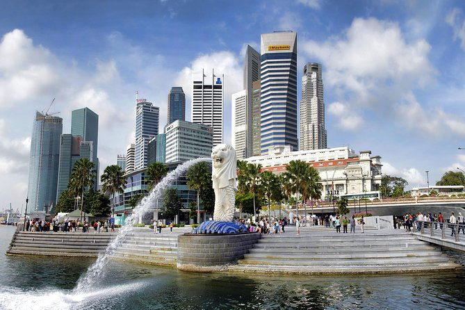 City Tour+Gardens by the Bay(FlowerDome&JurassicWorld) Transfers - Who Will Love This Tour?