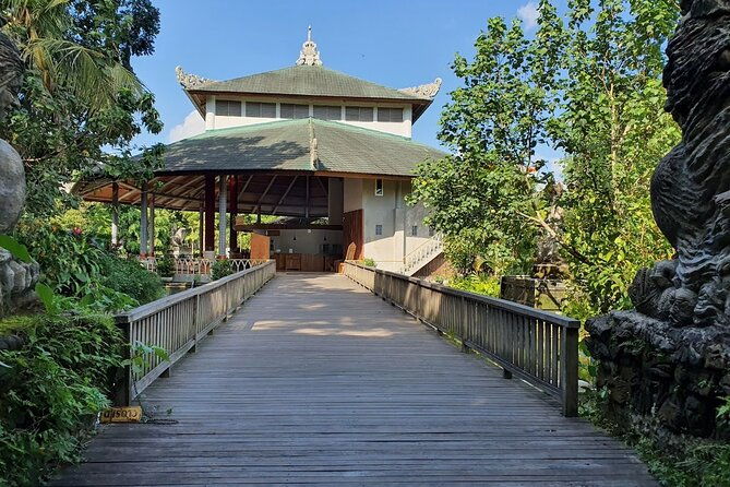Full Day Private Tour to Ubud Waterfall and Tanah Lot Sunset - Who Is This Tour Best For?