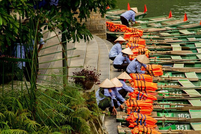 Ha Noi: Full-day Exploring Hoa Lu And Trang An Grottoes - FAQ