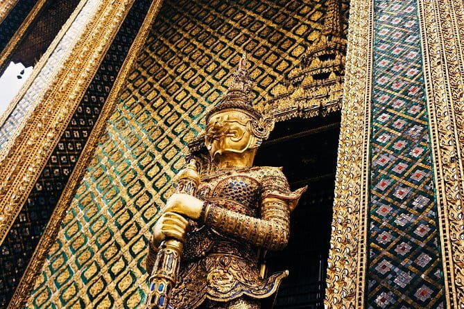 Half Day DIY Grand Palace and Emerald Buddha Temple - FAQ