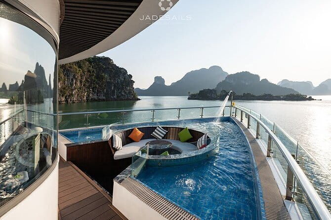 Halong Bay and Cave Full-Day Cruise,Lunch,Cave,Island,Beach from Hanoi - Is This Tour Right for You?