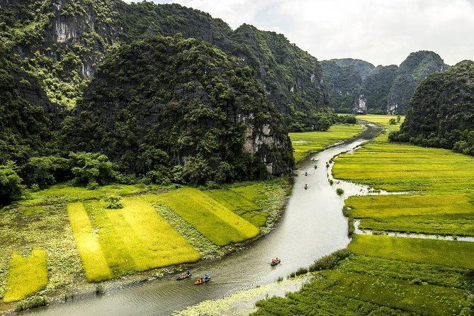 Hoa Lu Tam Coc Full-Day DELUXE Tour Including BUFFET LUNCH & River Boat Ride - Who Is This Tour Best For?