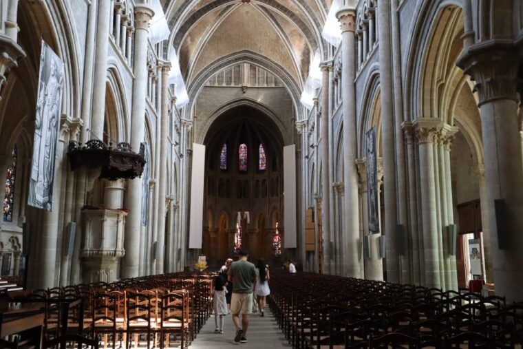 Lausannes Art and Culture revealed by a Local - FAQ