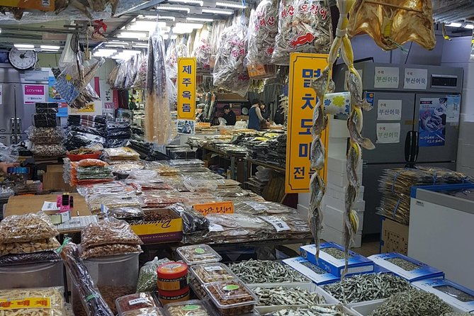 One Day Private Busan Tour with Local Tour Guide - Bustling Markets: Gukje & Jagalchi