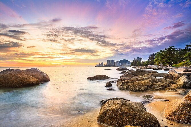 Penang Hill(FastLane),Ferringhi Beach,Botanic Garden & Kek Lok Si - Who Should Consider This Tour?