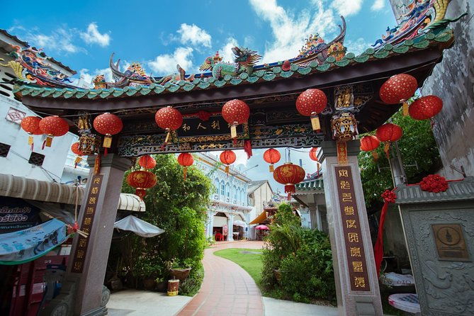 Phuket Private Local Guide Customized Sightseeing Tour (8 hrs) - FAQ  