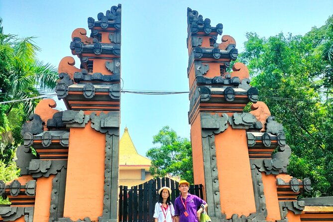 Private Day Tour Surabaya Historiculture - Who Should Book This Tour?
