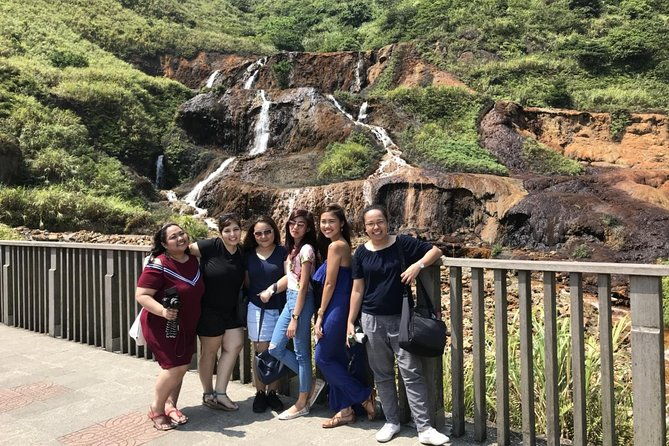 Private Jiufen & Pingxi Day Tour with English-Speaking Guide - FAQ