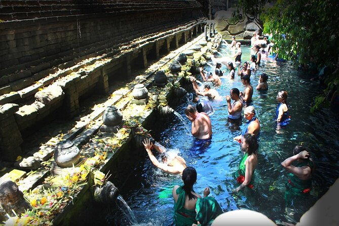 Ubud :Spectacular Waterfalls & Temple Tour - References