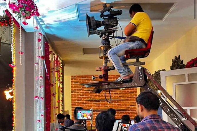 Bollywood Studio Tour with Guide and Transport - FAQs