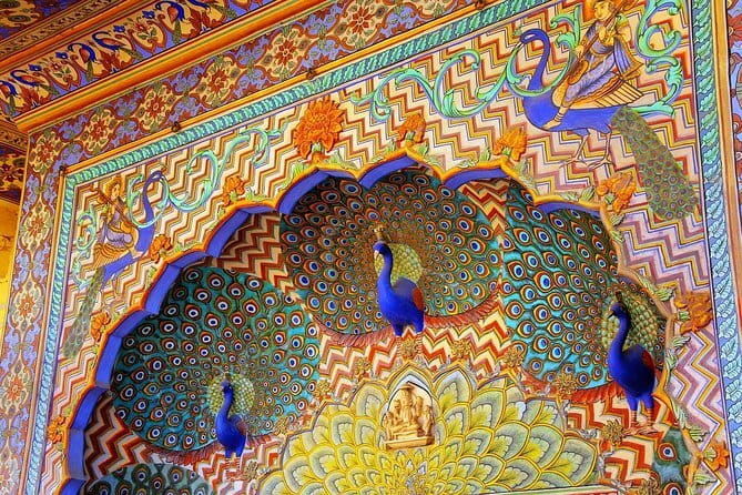 Day Trip to The Taj Mahal and Agra with Fatehpur Sikri from Jaipur - Local Shopping: Crafts, Inlay Work, and Souvenirs