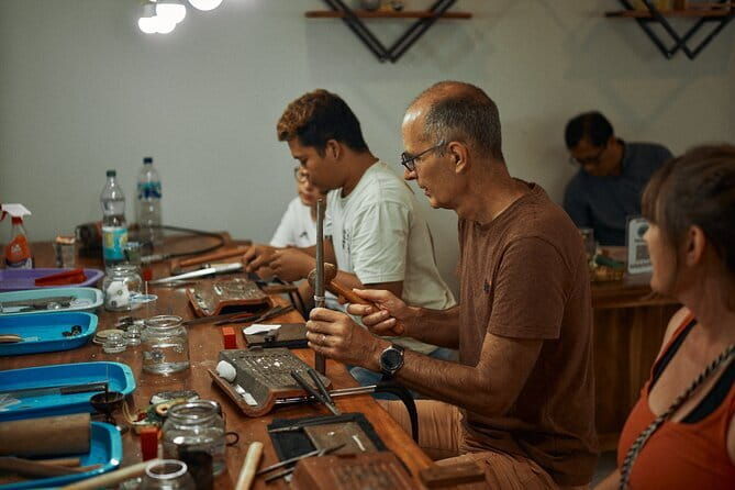 Exclusive Jewelry Master Class - FAQ