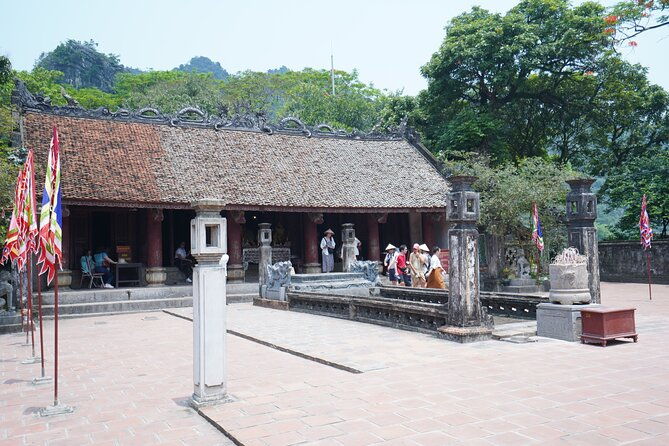 Full Day Hoa Lu/Tam Coc/ Mua Cave Tour by Limousine Bus - Mua Cave and Mountain Views