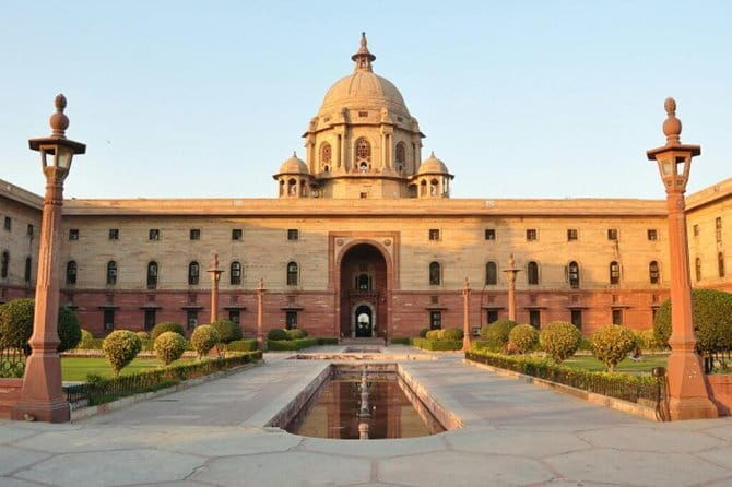 Full Day Sightseeing Tour of Delhi - Stop 7: Red Fort