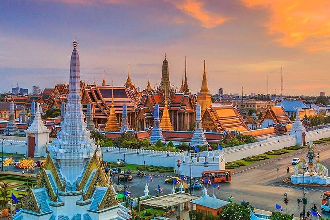 Grand Palace Tour & Emerald Buddha Temple Tour Bangkok - Who Should Book This Tour?