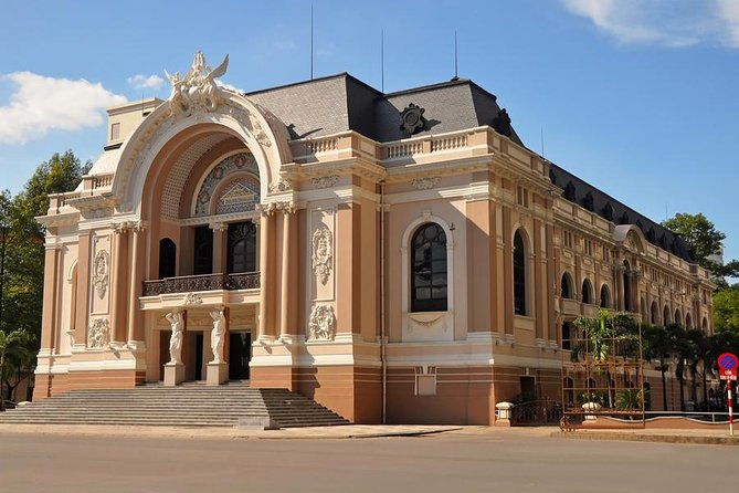 Individual Saigon city tour as a private tour - Notre Dame Cathedral and Central Post Office