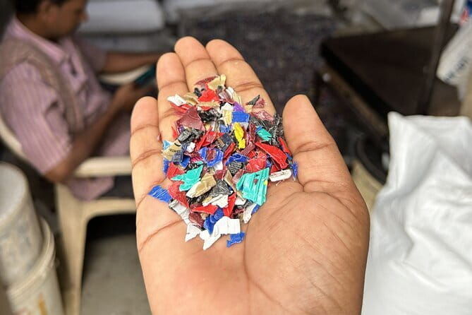 Inside Dharavi: A Unique Slum Tour with an Local Guide - The Sum Up
