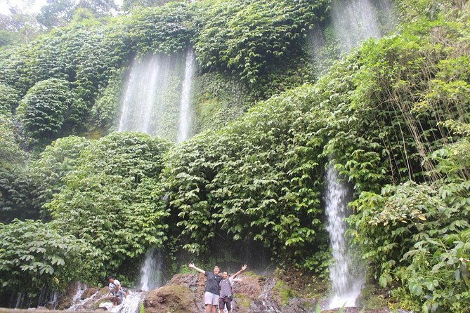 Lombok Private Tour Waterfall And Traditional Village Including Beach - FAQ