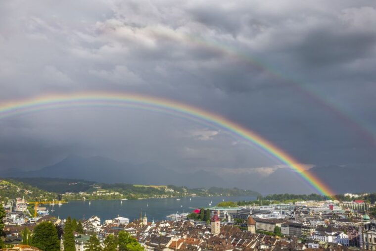 Lucerne: Walking and Boat Tour with Cheese & Wine Tasting - FAQs