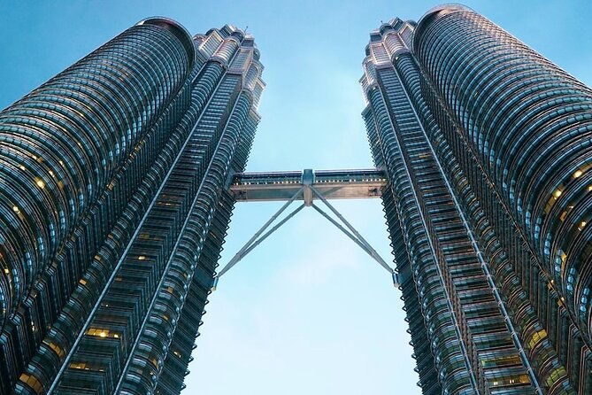 Petronas Twin Tower Skybridge View & Dining Experience Tour with Local Host - FAQ