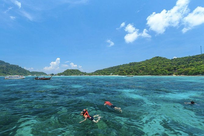 Phi Phi Don & Phi Phi Leh Sunset Trip by Arisa Speed Boat - FAQ