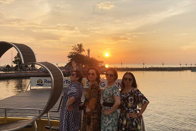 Red River Private Tour : Sunset and Night Squid Fishing - FAQ