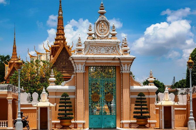 Siem Reap to Phnom Penh by Private Car or Minivan - FAQ