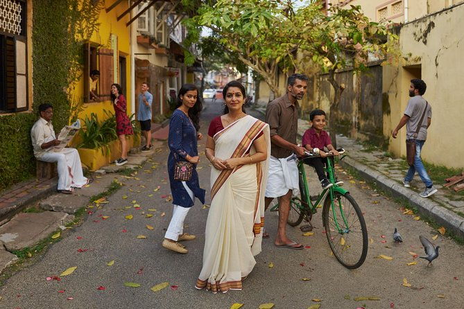 8 Days Kerala Private Tour (3 Star) with Munnar, Houseboat & Cab- Iris Holidays - Overview of the Tour Experience