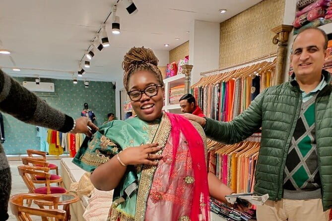 Delhi : Wedding Shopping Tour with Female Guide - Who Will Love This Tour?