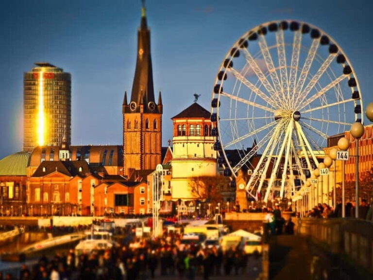 A walk through Düsseldorf - The Complete Itinerary Breakdown